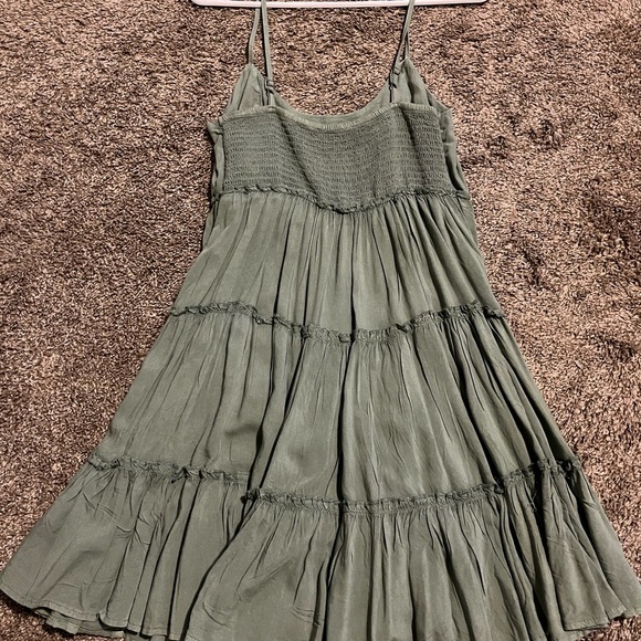 Aeropostale Women's Solid Swoop-Neck Tiered Green Babydoll Dress - Picture 7 of 8